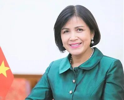 Vì sao ngón tay nhăn nheo khi ngâm nước?